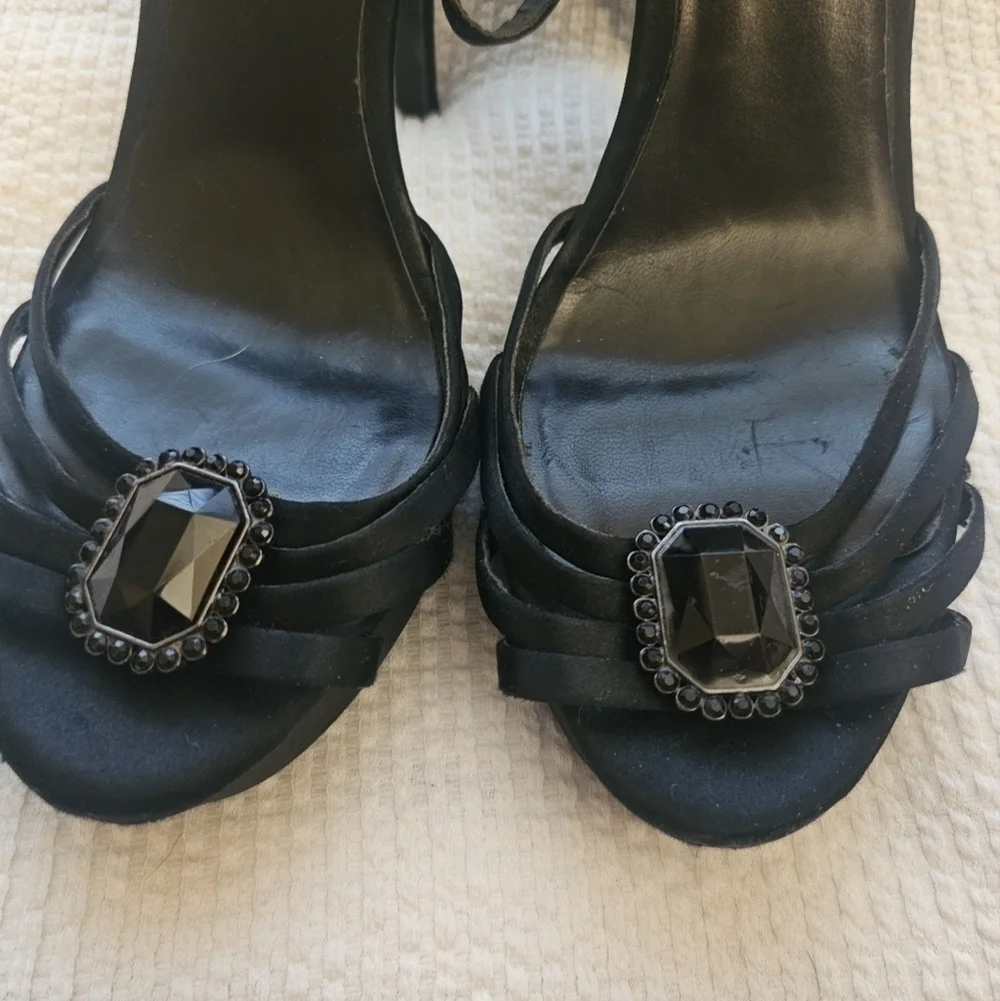 Jessica Simpson Black Strappy Heels with Black Jewel size 9